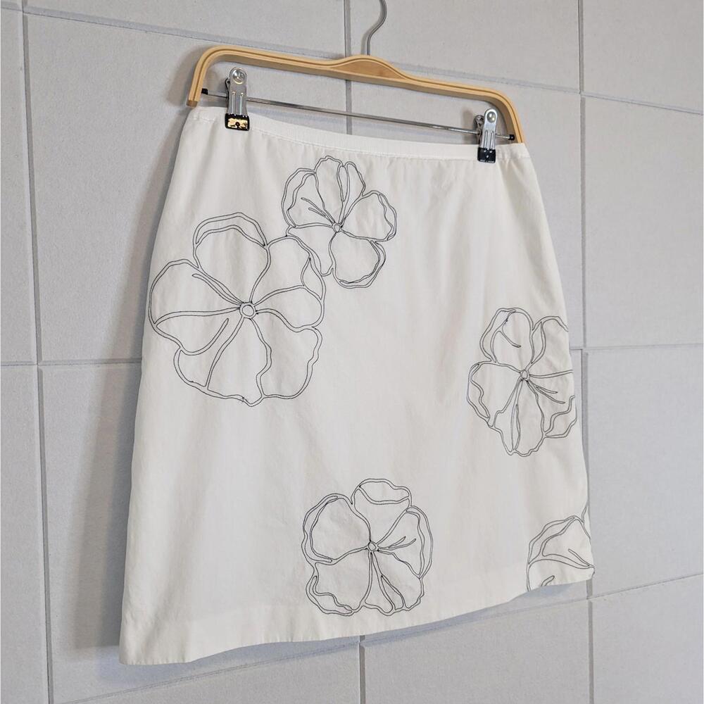 Vintage 90s Casual Corner cotton minimalist flower stitch short skirt - Picture 2 of 8